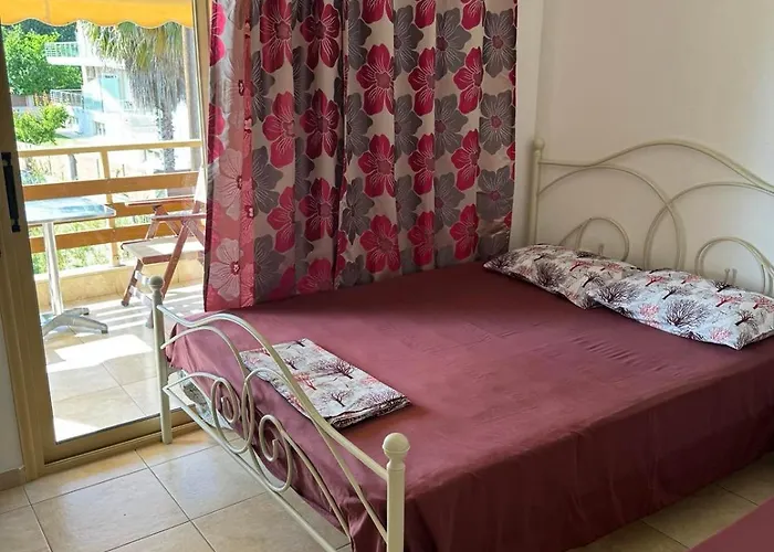 House! Торони