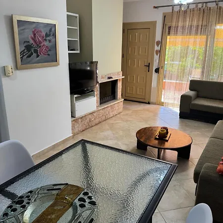 House! Дом отдыха Торони